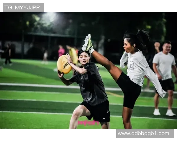 飞盘战术解析:上海飞盘队如何实现全面压制与团队协作